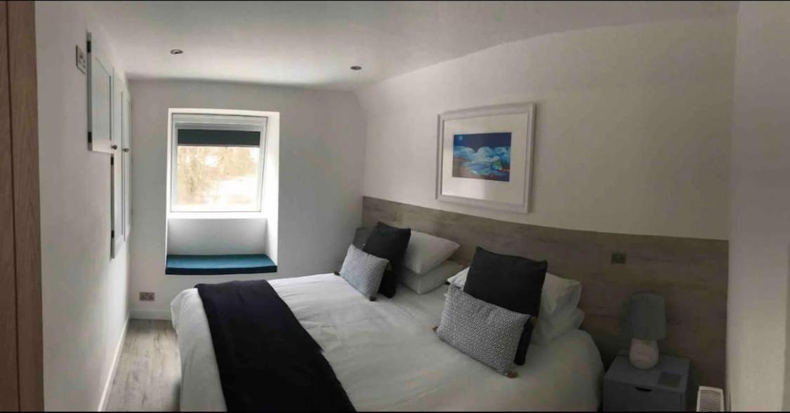 Riverside Hideaway Апартаменты *
